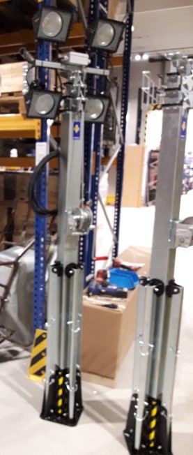 Lichtmast 7m LED 4 x 57W