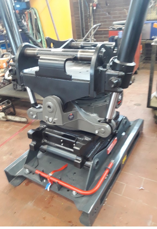 Tiltrotator Rototilt R8